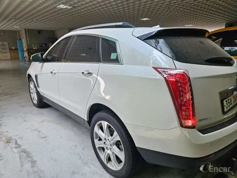 Cadillac SRX