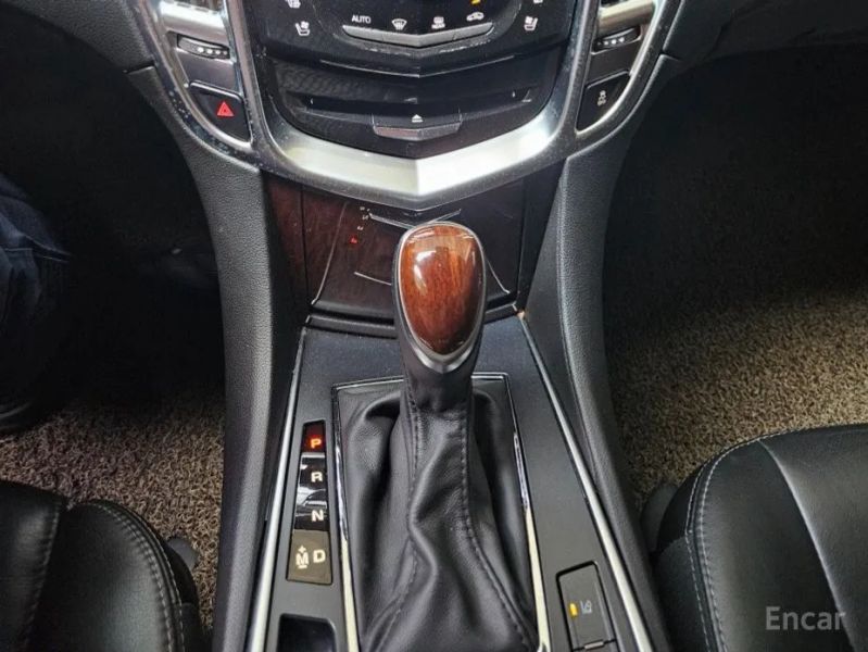 Cadillac SRX
