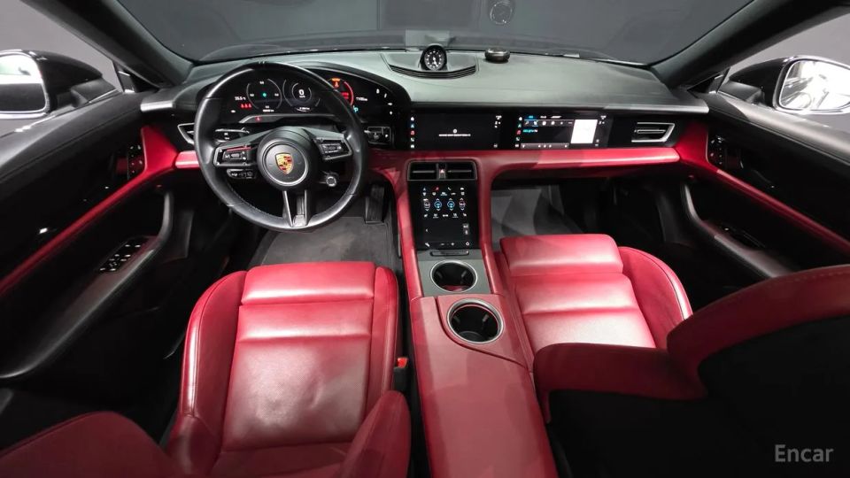 Porsche Taycan