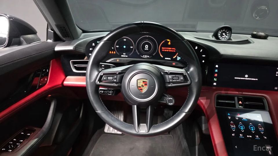 Porsche Taycan