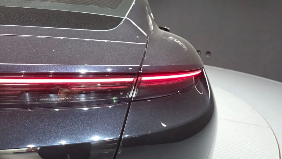 Porsche Taycan