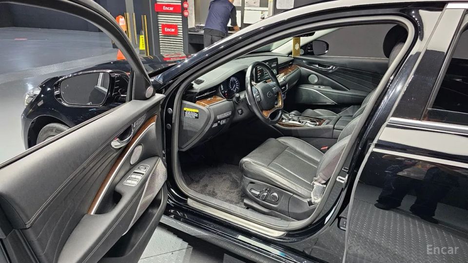 Kia K9