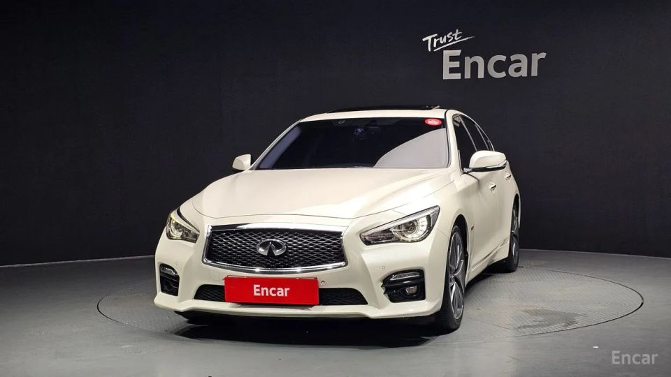 Infiniti Q50