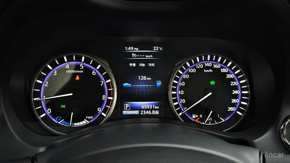 Infiniti Q50