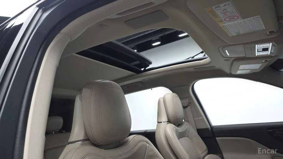 Lincoln Aviator