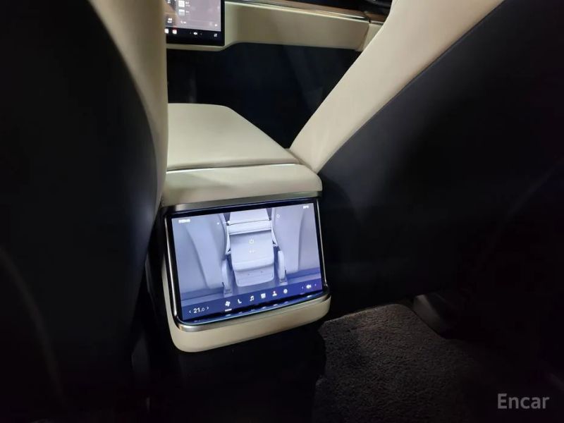 Tesla model-x