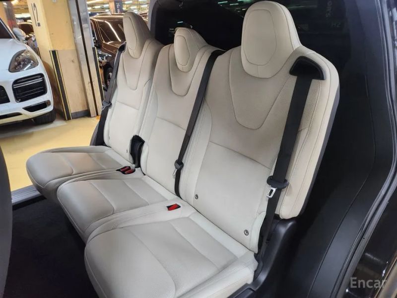 Tesla model-x