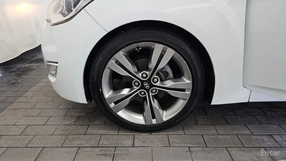 Hyundai Veloster