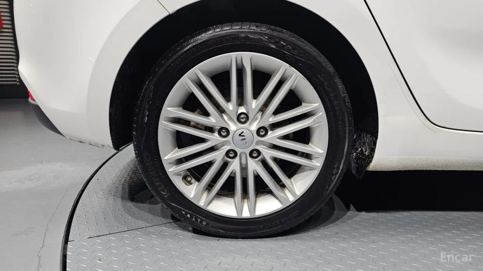 Kia Carens