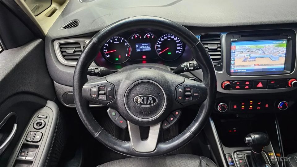 Kia Carens