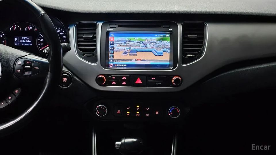 Kia Carens