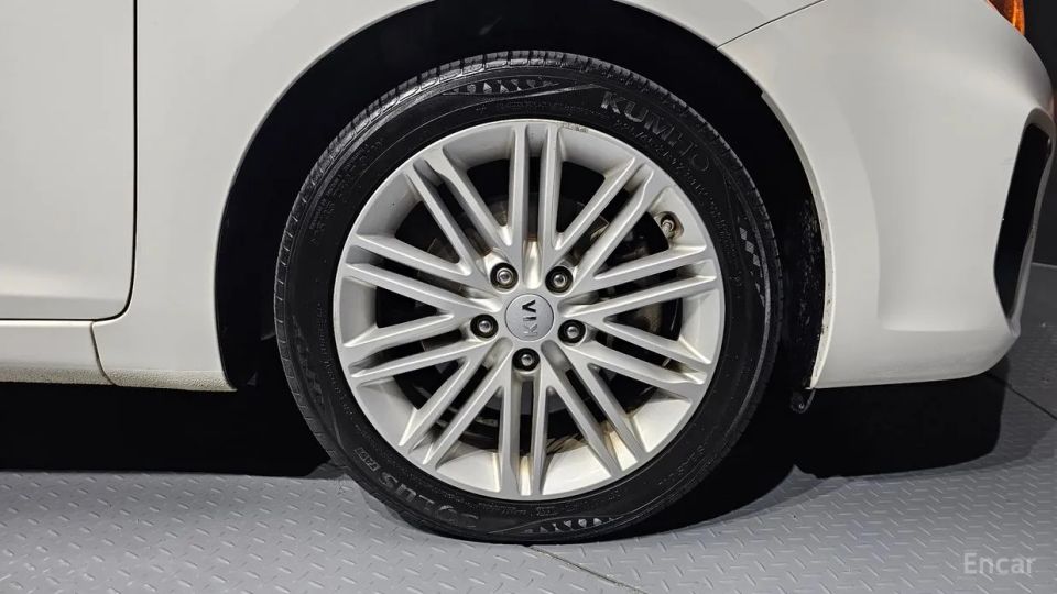 Kia Carens