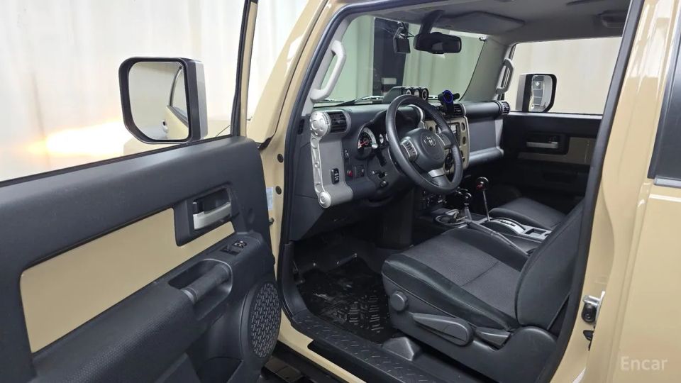 Toyota FJ Cruiser