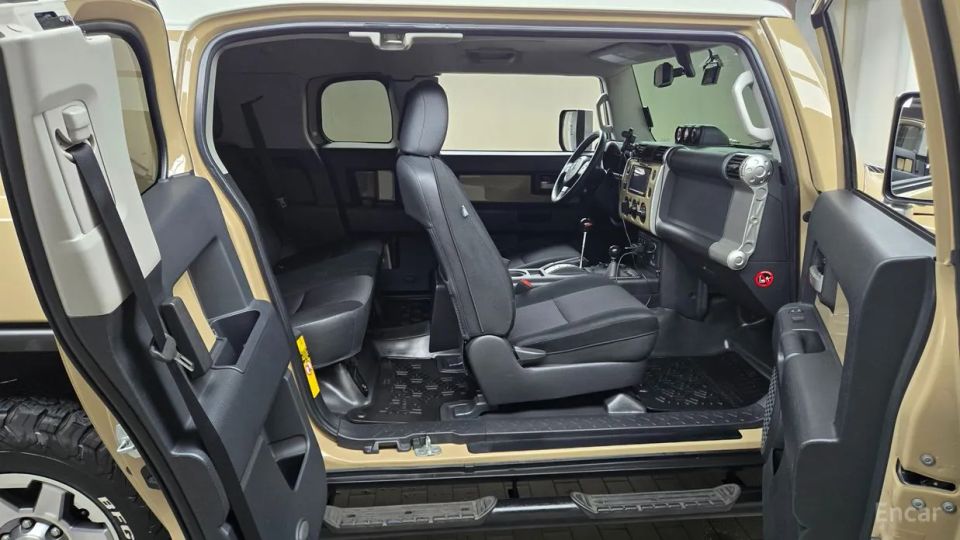 Toyota FJ Cruiser