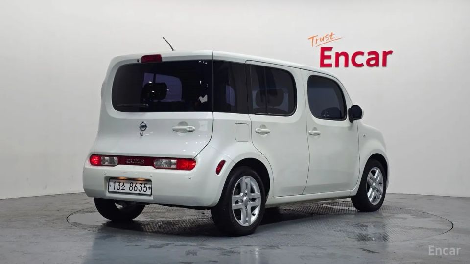 Nissan Cube