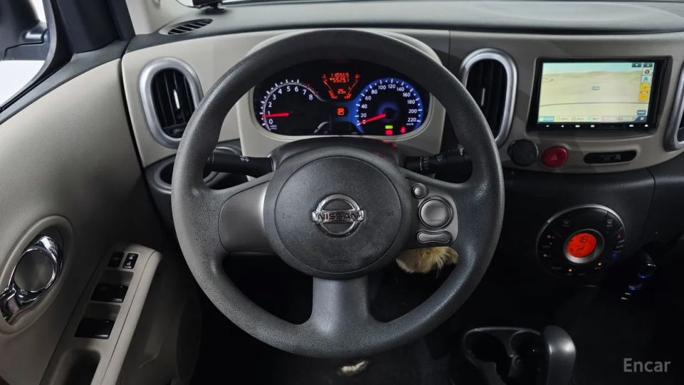 Nissan Cube