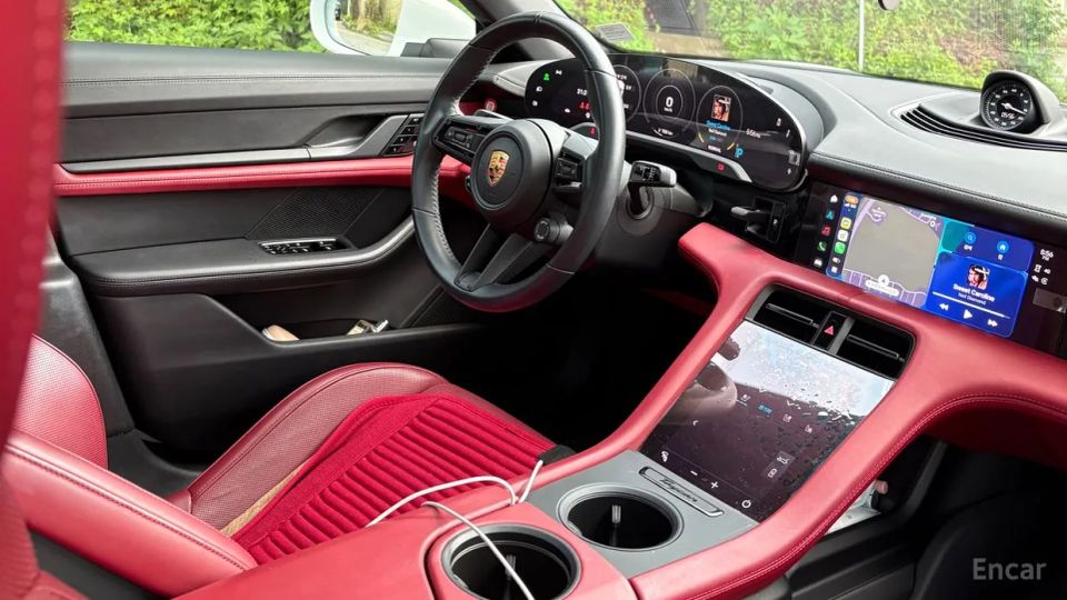 Porsche Taycan