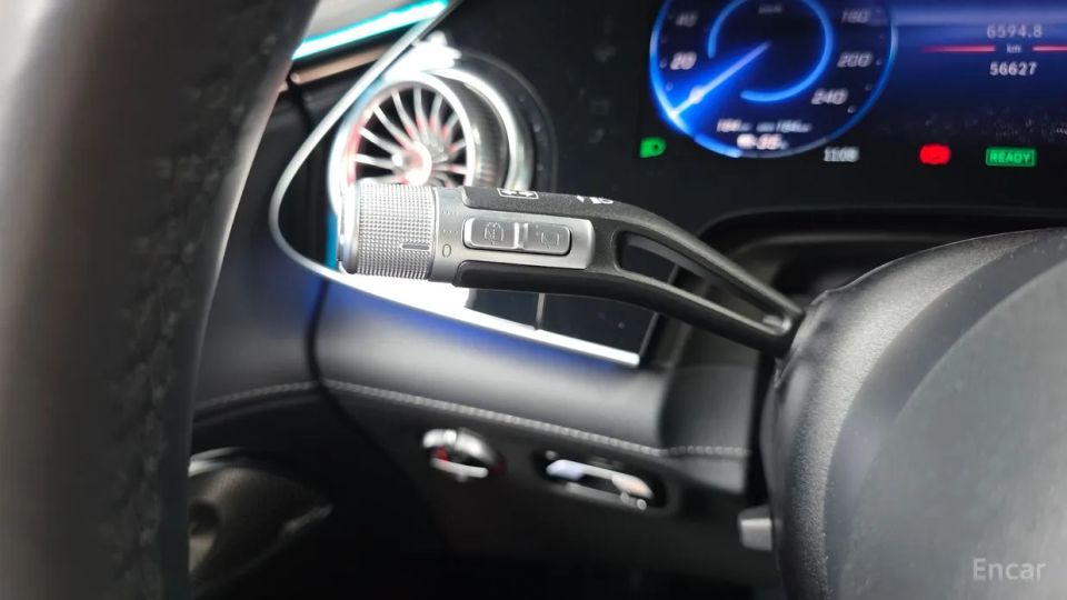Mercedes-Benz EQS
