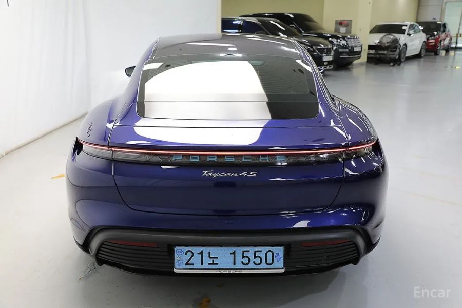 Porsche Taycan
