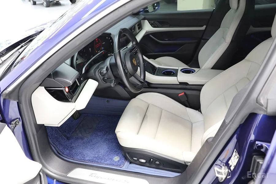 Porsche Taycan