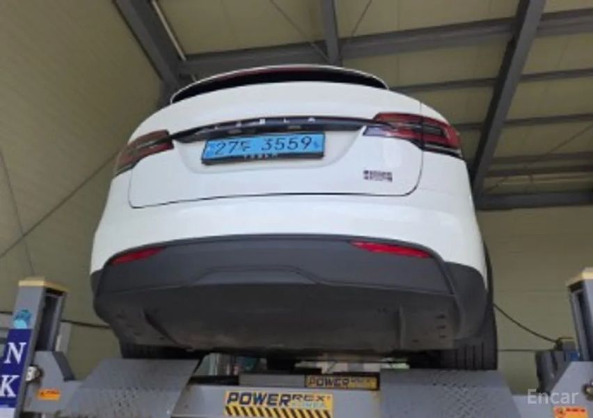 Tesla model-x