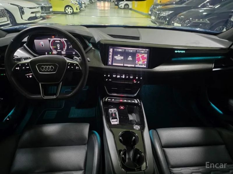 Audi E-tron GT