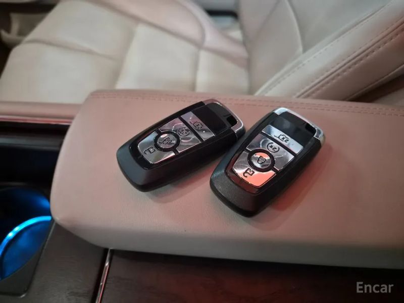 Lincoln Navigator