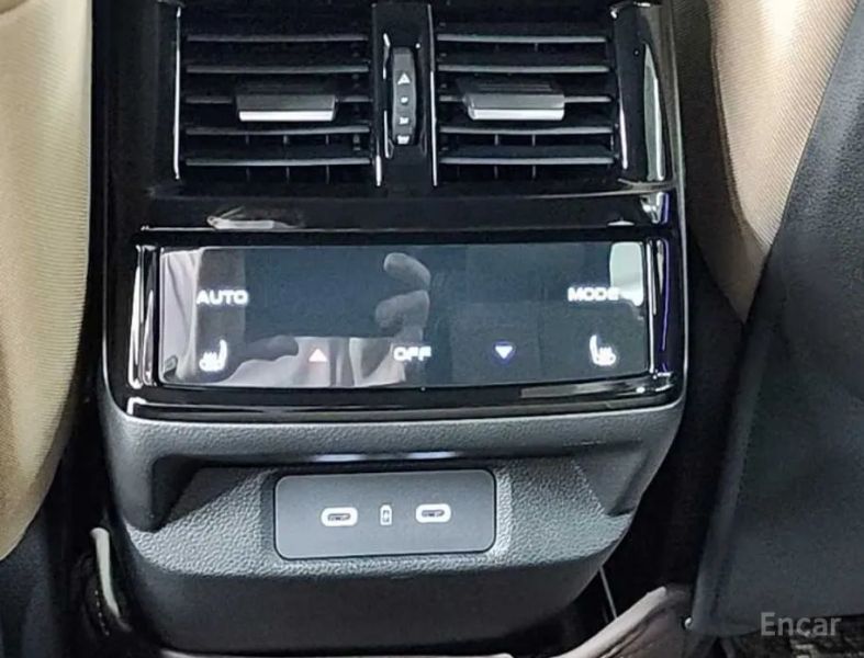 Renault-KoreaSamsung Grand Koleos