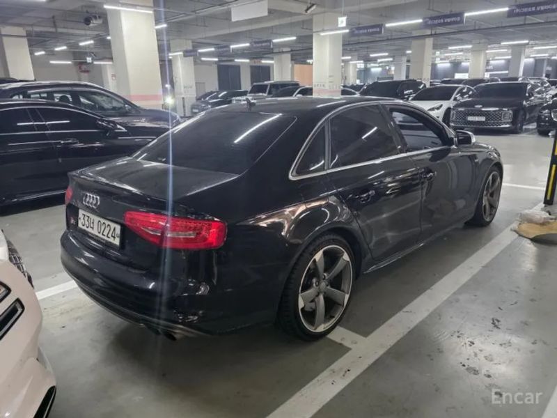 Audi S4