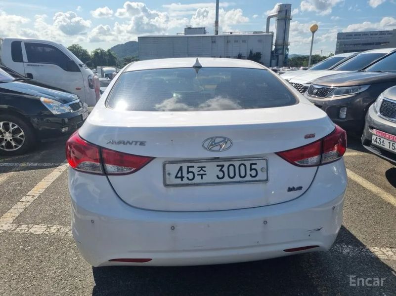 Hyundai AVANTE
