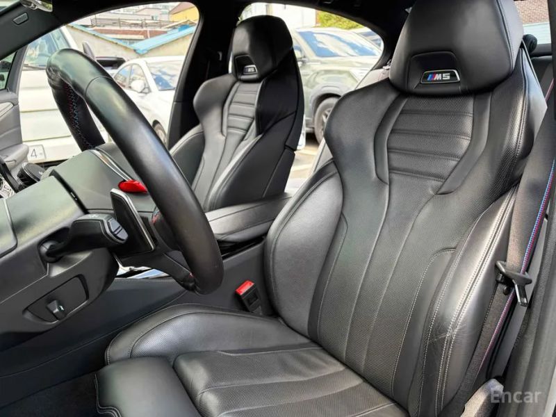 BMW M5