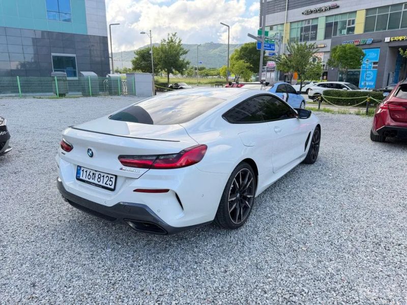 BMW 8-series