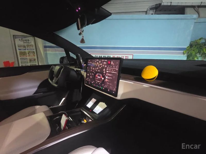 Tesla model-x