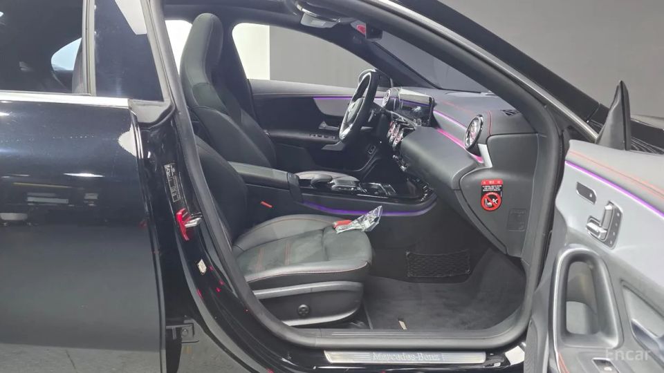 Mercedes-Benz CLA-Class