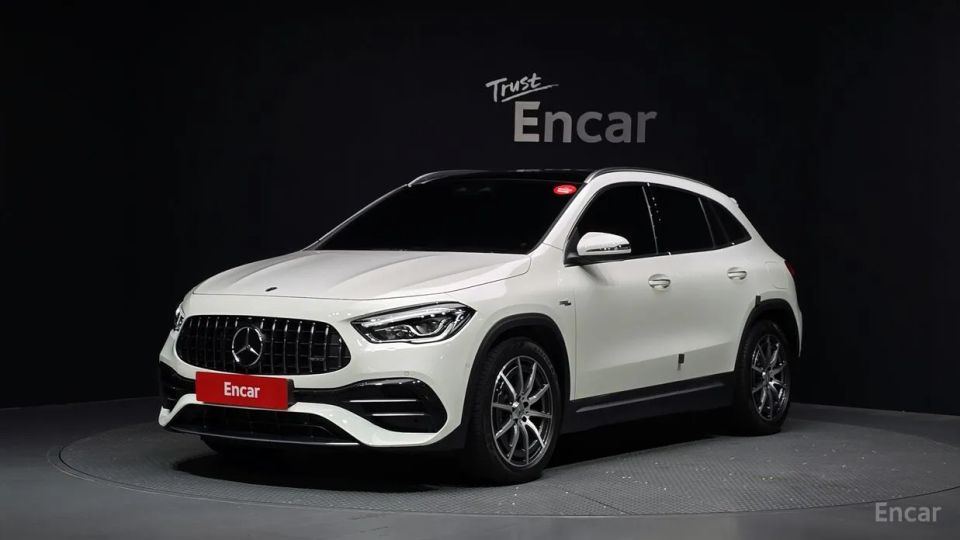 Mercedes-Benz GLA-Class