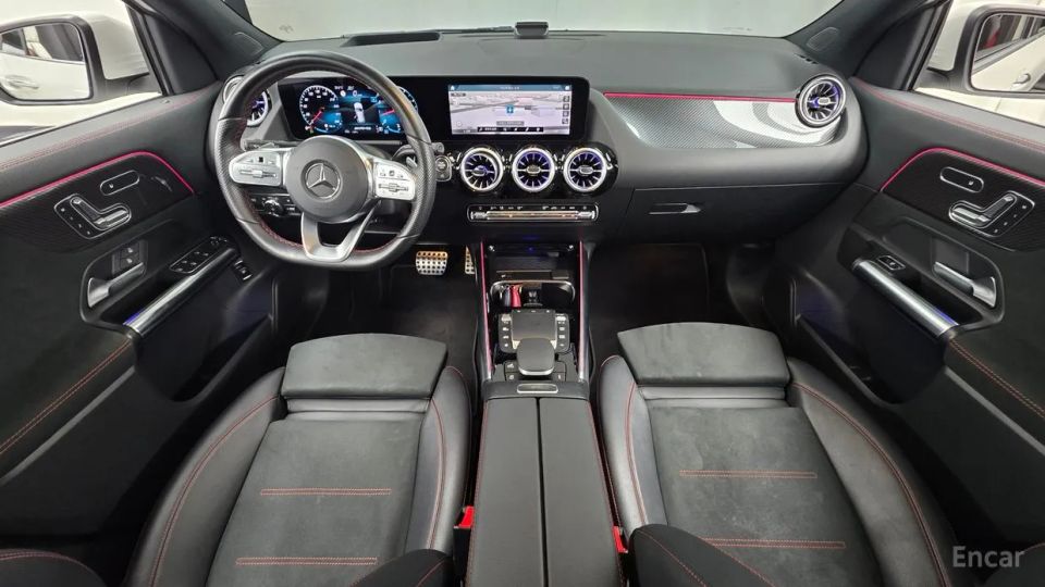 Mercedes-Benz GLA-Class