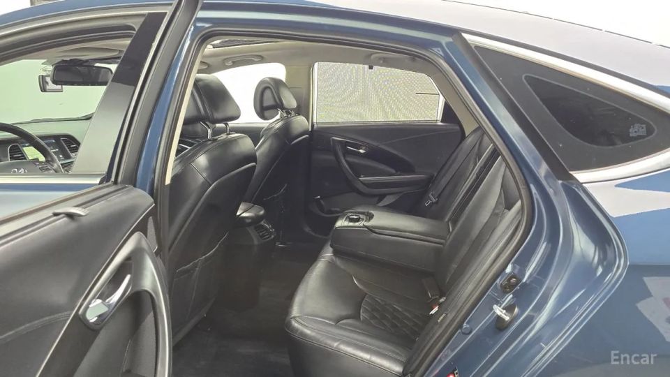 Hyundai Aslan