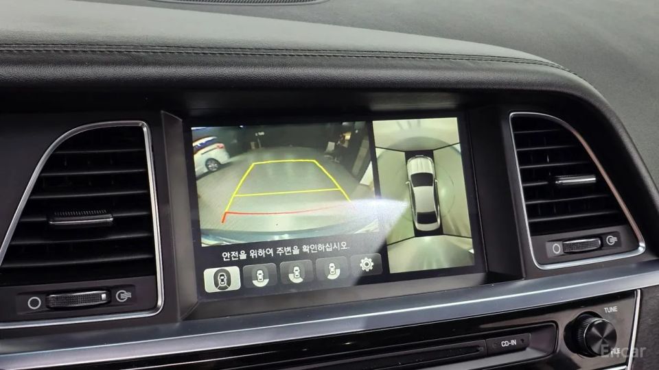 Hyundai Aslan