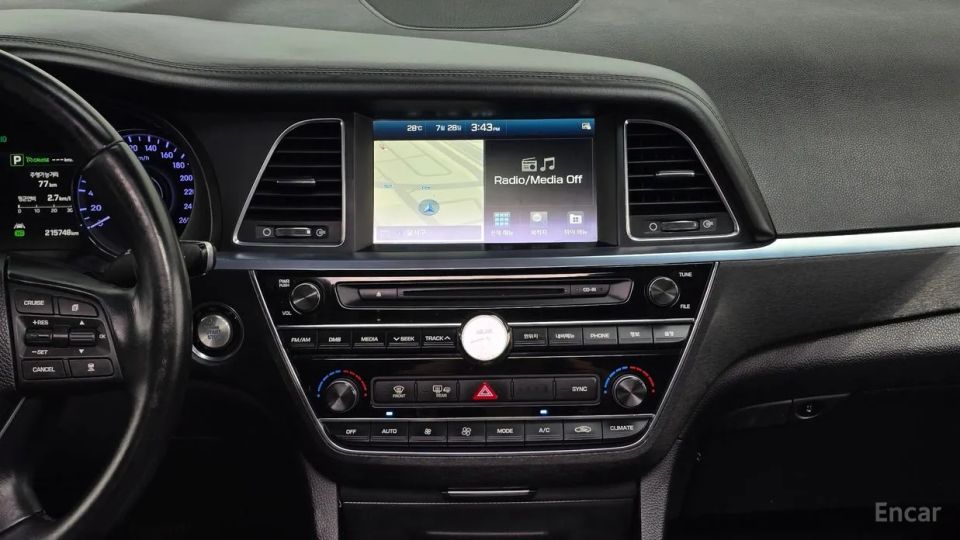 Hyundai Aslan