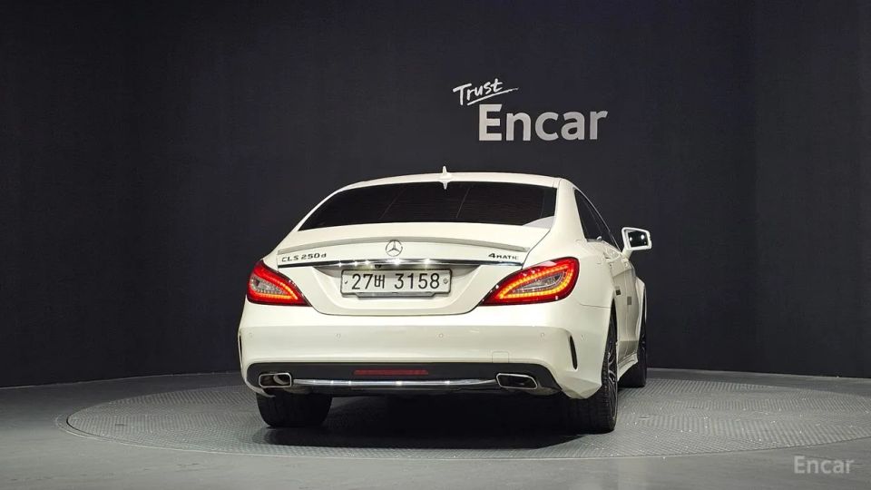 Mercedes-Benz CLS-Class