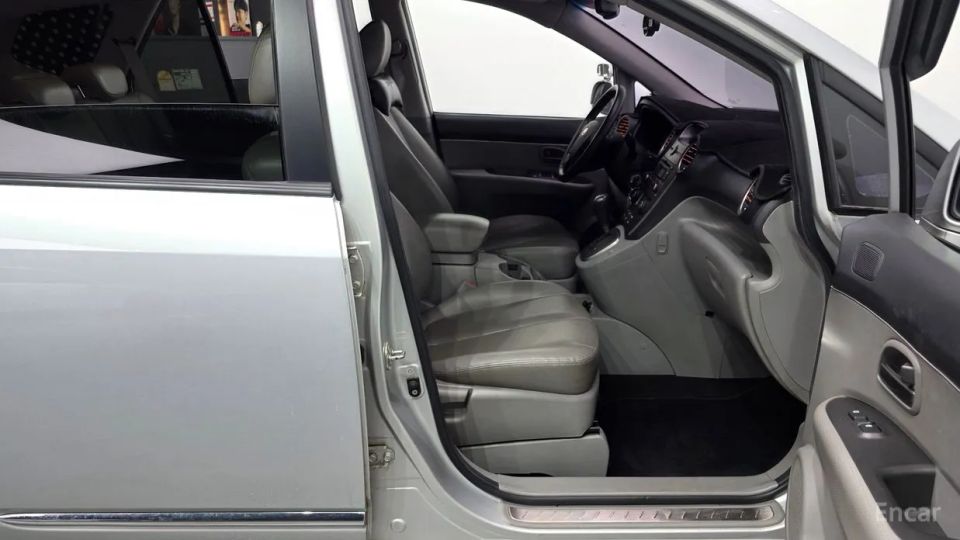 Kia Carens