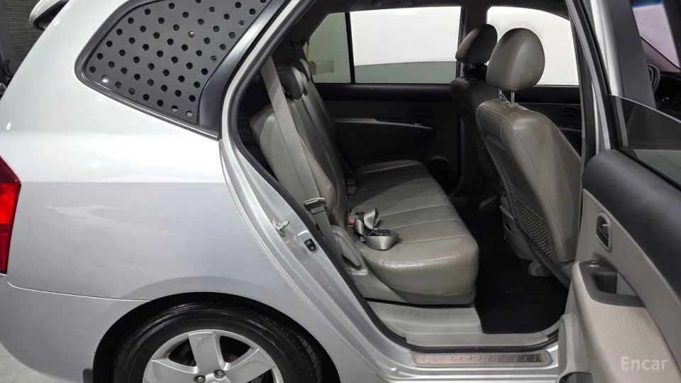 Kia Carens