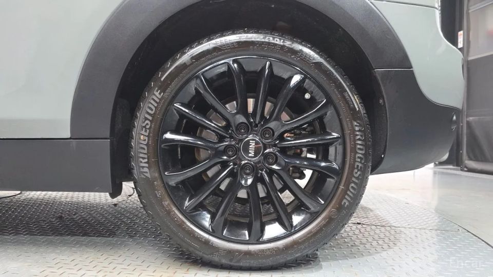 Mini clubman