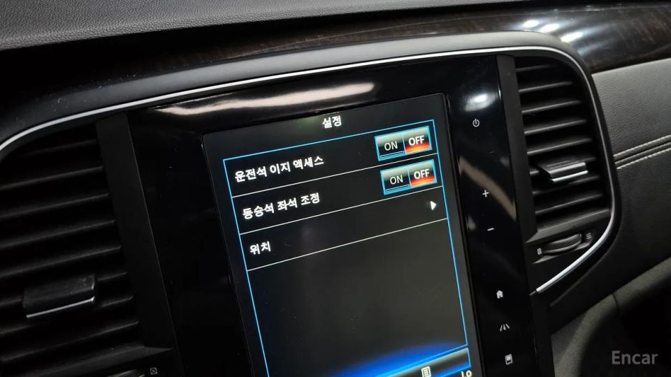 Renault-KoreaSamsung SM6