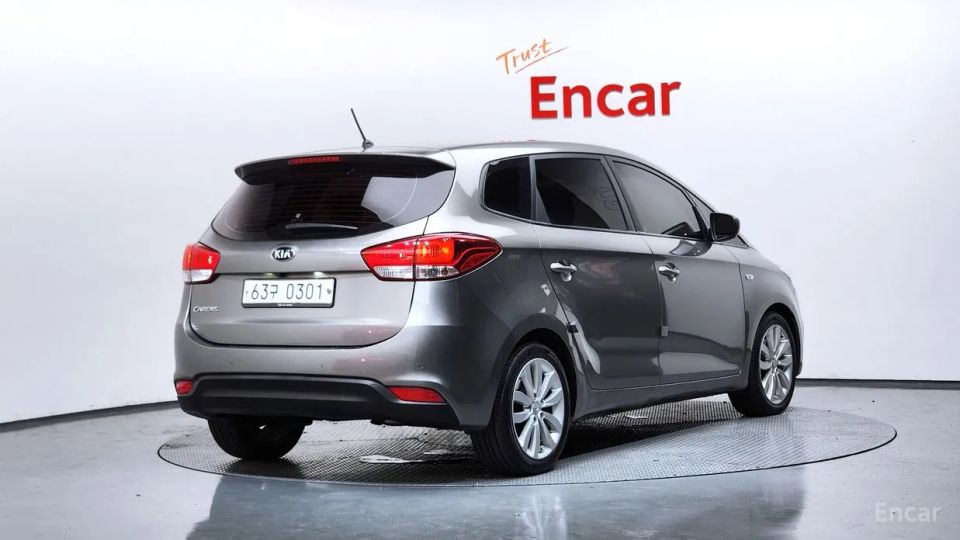 Kia Carens