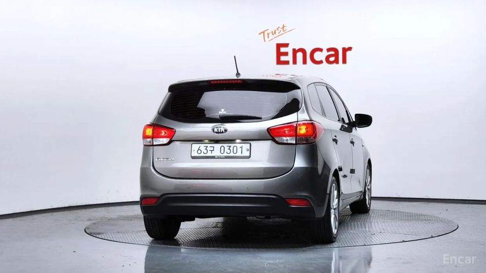 Kia Carens