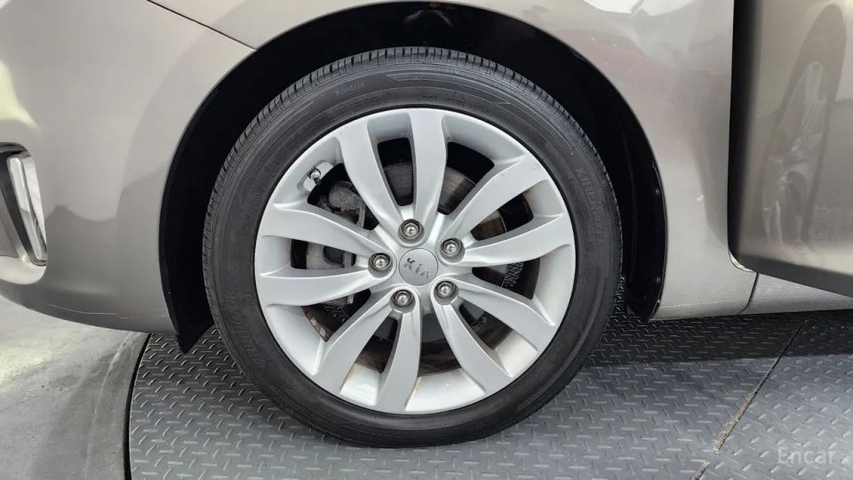 Kia Carens