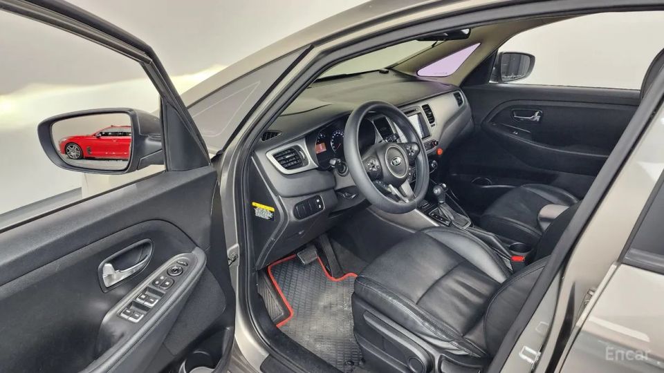 Kia Carens