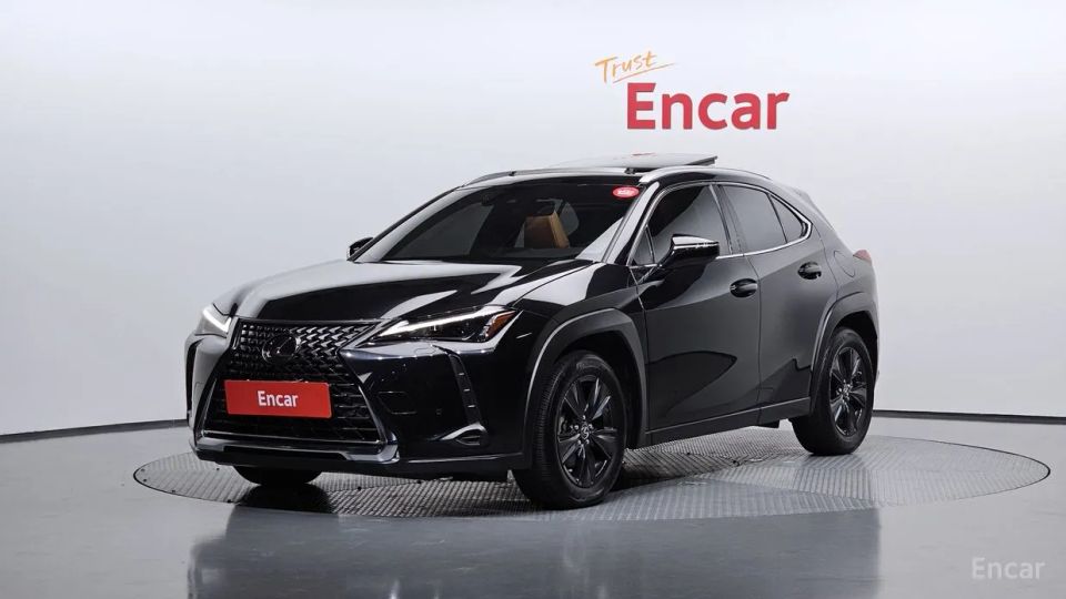 Lexus UX
