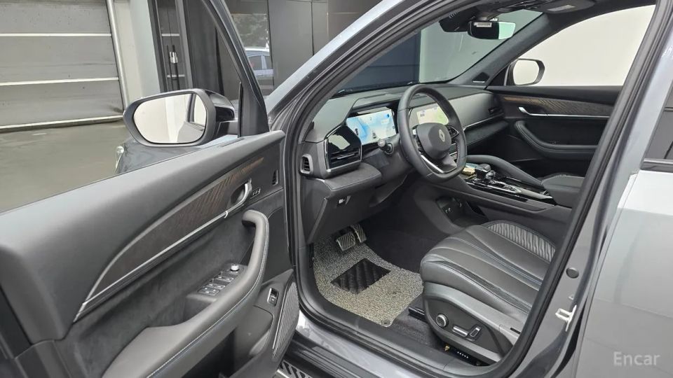 Renault-KoreaSamsung Grand Koleos